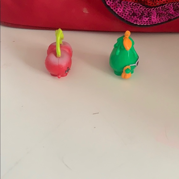 SHOPKINS 🌚 - Picture 2 of 3